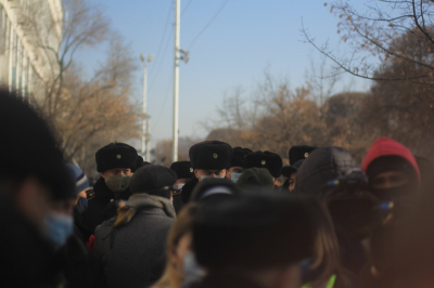 Как прошел мирный митинг 10 января: Снова СОБР, обморожение и провокации