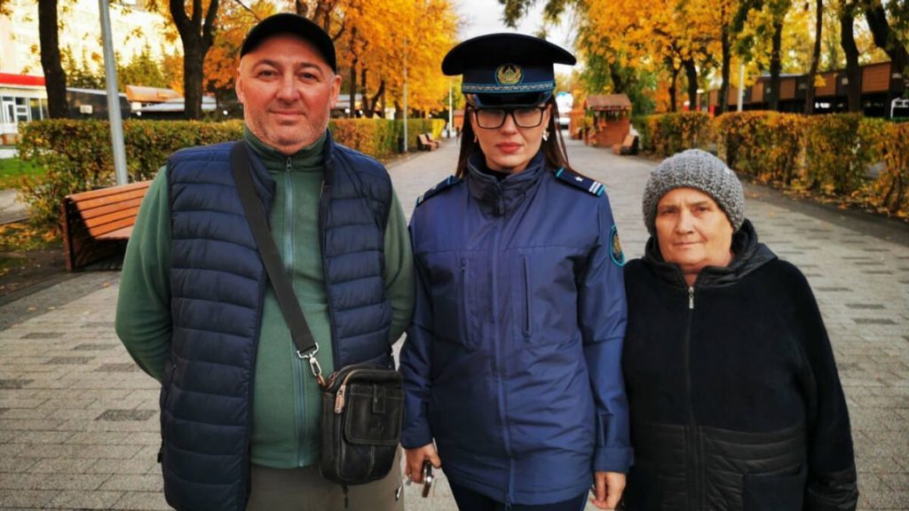 “Это все одна мафия”: таксист сохранил миллионы пассажирки в СКО