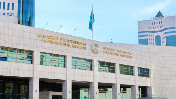 Председатель партии может занять решающую роль в Казахстане