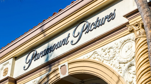 Владелец Paramount передумал продавать киностудию медиахолдингу Skydance