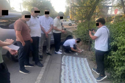 По подозрению в вымогательстве 35 тысяч долларов задержан вице-мэр Бишкека